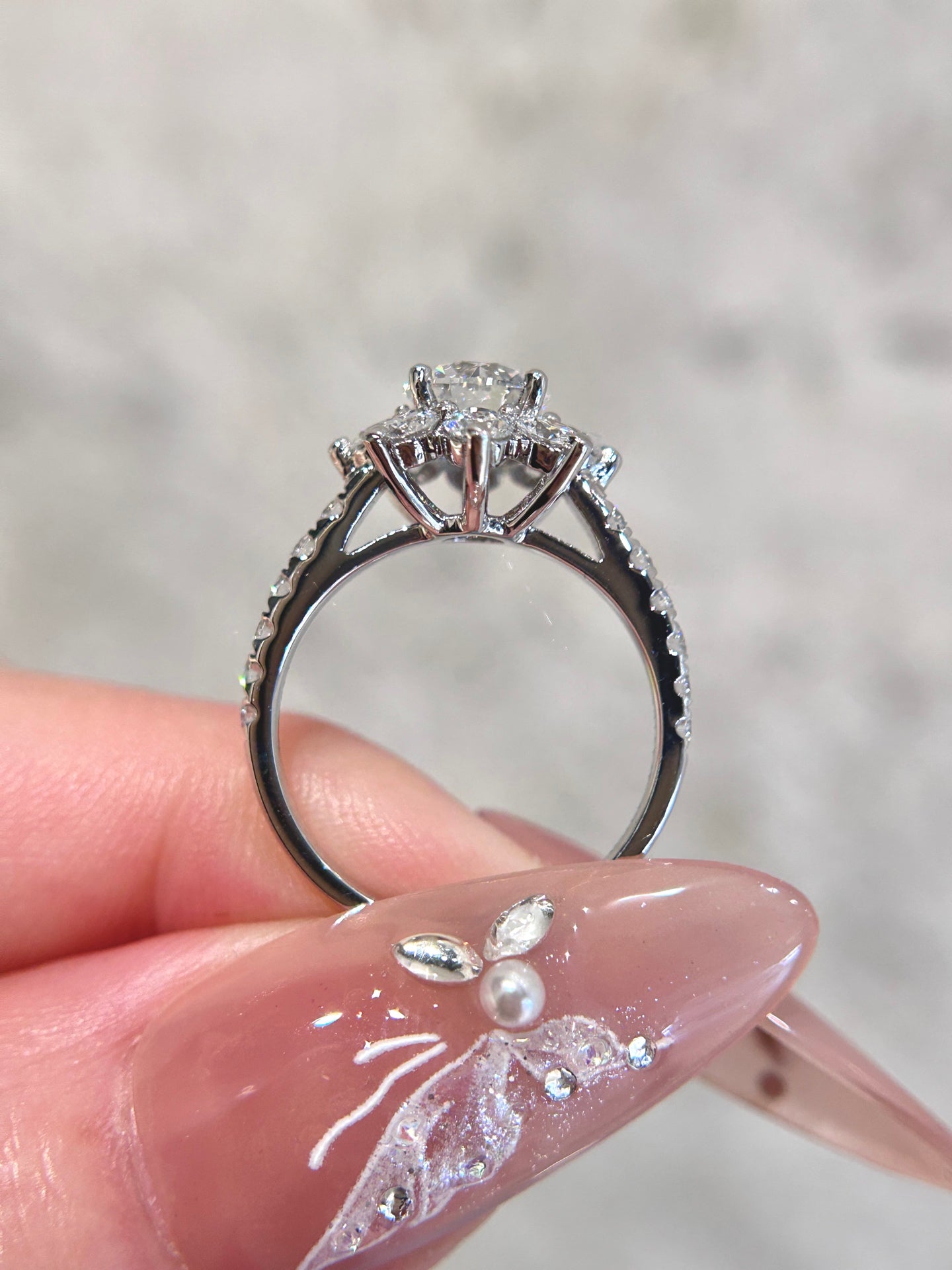 Pt950 Lab Diamond Sunflower Pave  Ring