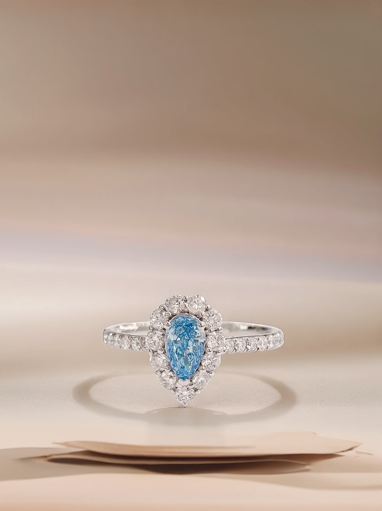 18K Gold Blue Lab Diamond Pear Cut Halo Ring