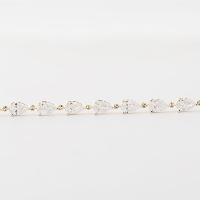 18K Yellow Gold 1.59ct Pear Cut Lab Diamond Tennis Bracelet