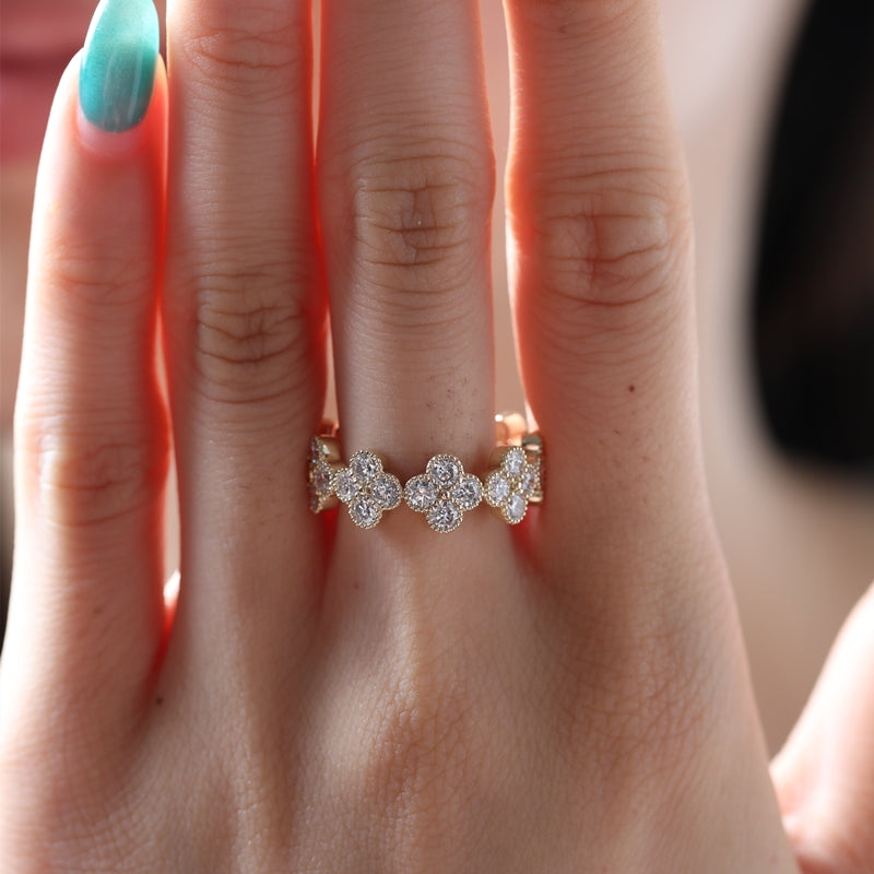 10K Yellow Gold 2.27ct Round Lab Diamond Clover Eternity Band