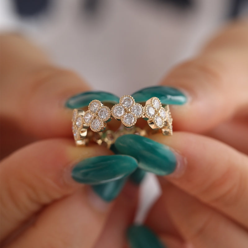 10K Yellow Gold 2.27ct Round Lab Diamond Clover Eternity Band
