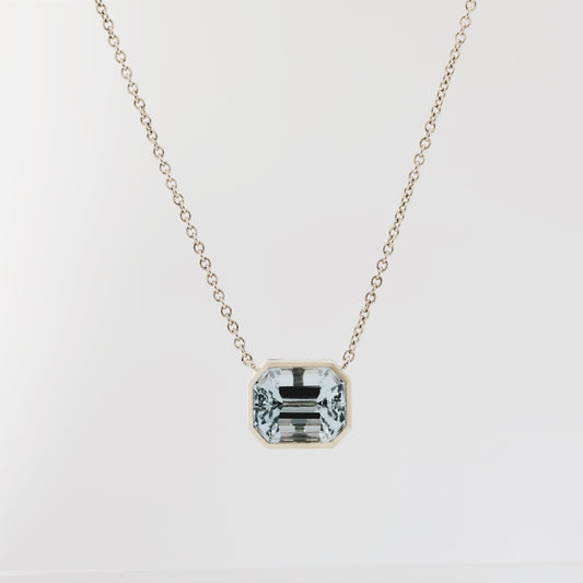 14K Yellow Gold 3.47ct Emerald-Cut Natural Aquamarine Necklace