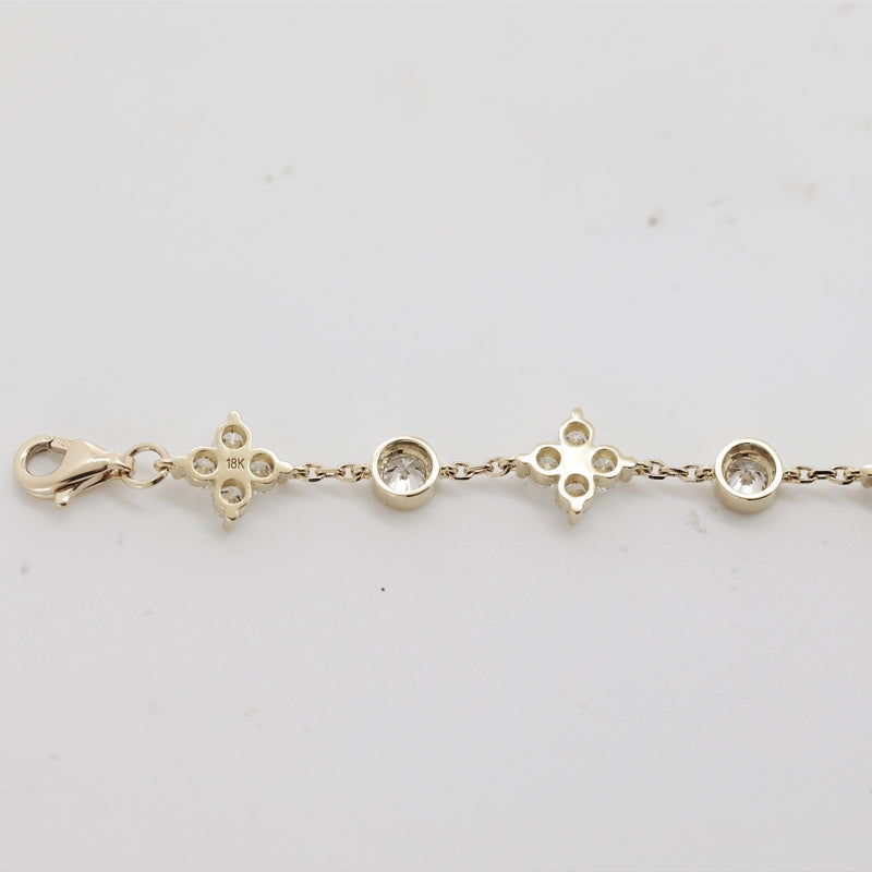 18K Yellow Gold 1.72ct Round Lab Diamond Clover Bracelet