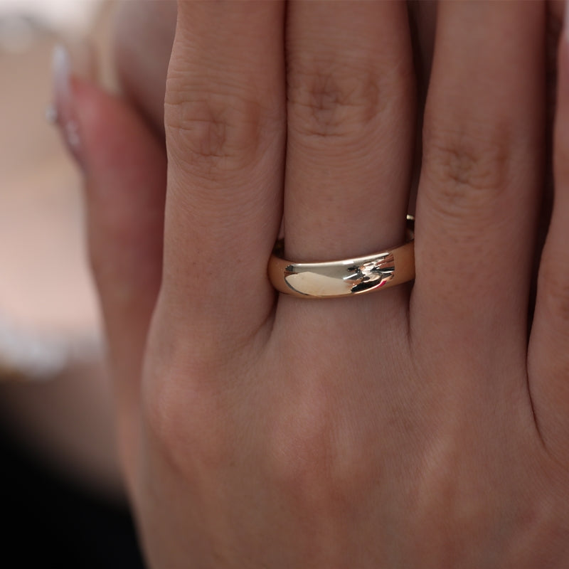 Men's Classic Plain 9K Yellow Gold Band