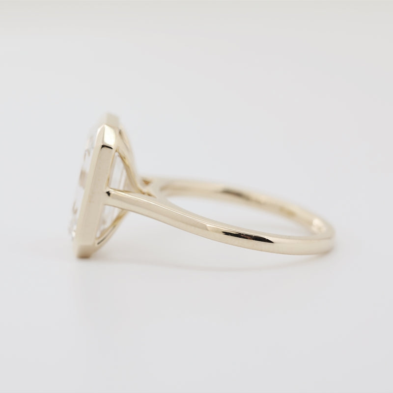 14K Yellow Gold 5.09ct Emerald-Cut Lab Diamond Bezel Setting Solitaire Ring