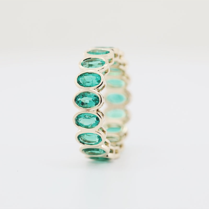 14K Yellow Gold 3*5mm Oval Colombian Lab-Grown Emerald Bezel Setting Eternity Band