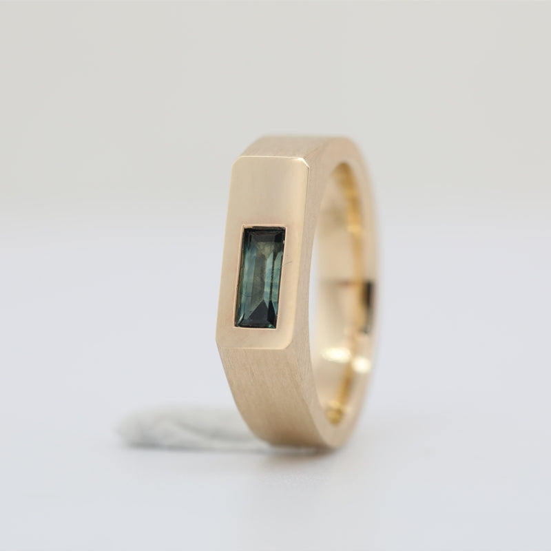 14K Yellow Gold Bezel Baguette Natural Emerald Ring