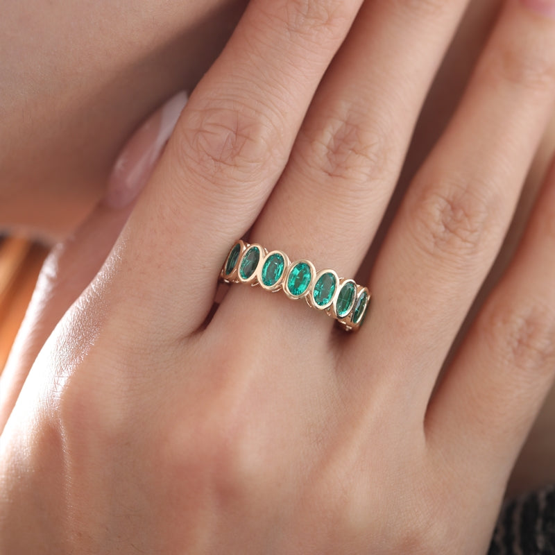 14K Yellow Gold 3*5mm Oval Colombian Lab-Grown Emerald Bezel Setting Eternity Band