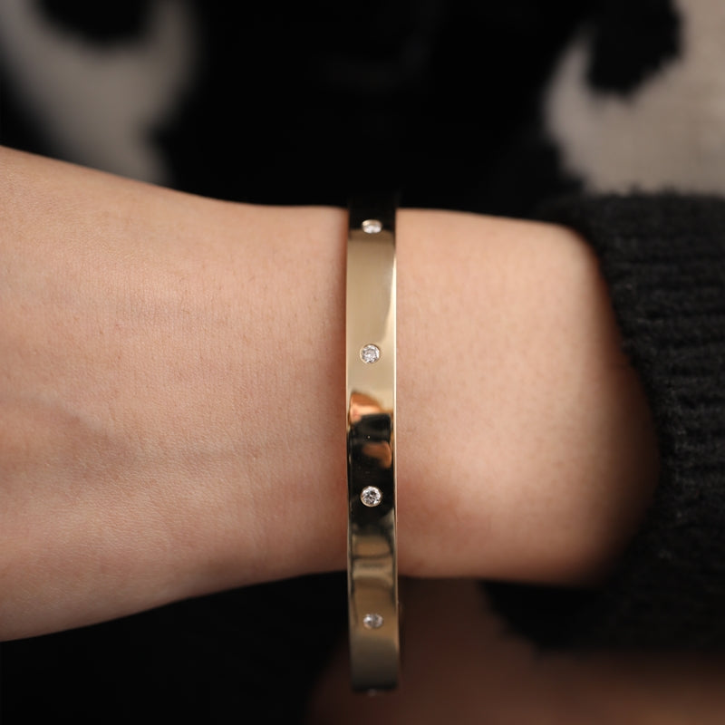 9K Yellow Gold Bracelet Lab Diamond Accents